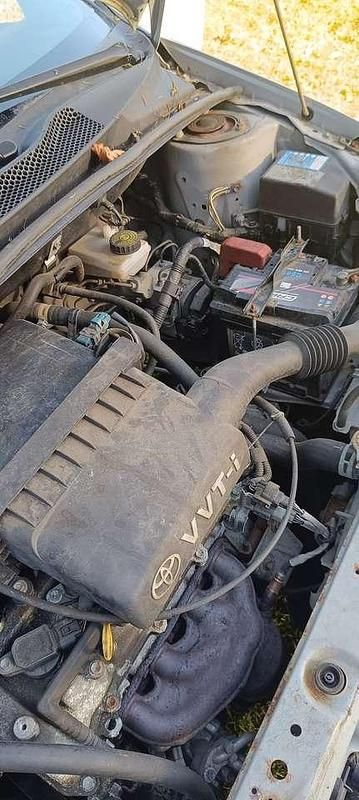 Gebraucht Toyota Yaris 65 PS (47 kW) 2003 Silber Limousine