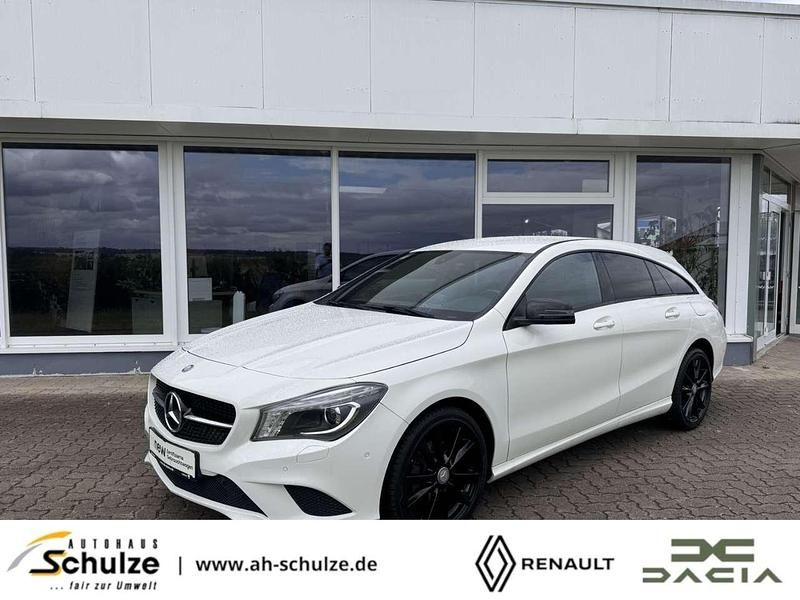 Calcitweiss unilack Gebraucht 2015 Mercedes CLA200 Kombi | 15.490 € (Fairer Preis) - Bild 1/4