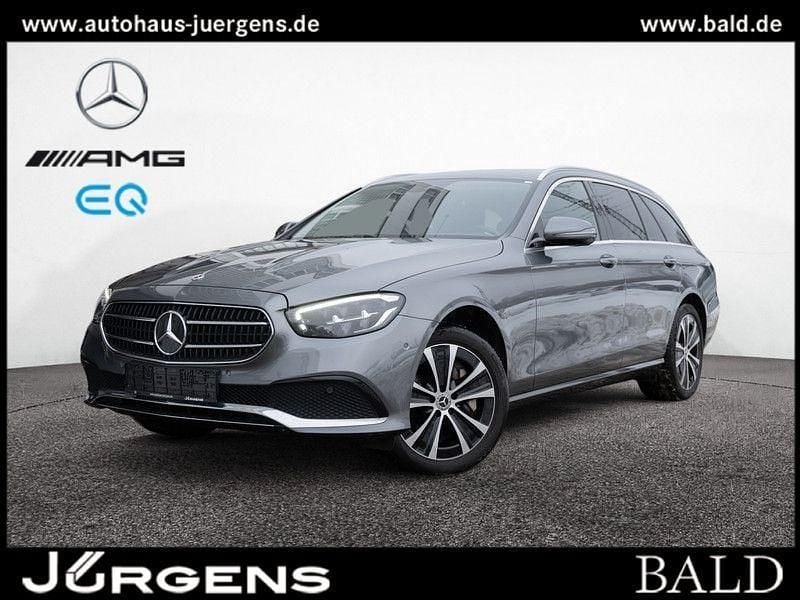 Grau Gebraucht 2022 Mercedes E300 Avantgarde Limousine | 28.280 € (Superpreis) - Bild 1/4