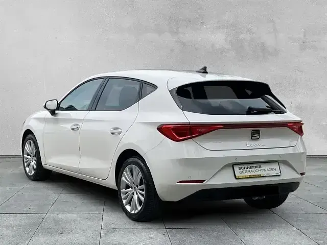 Gebraucht Seat Leon Style 110 PS (80 kW) 2024 Weiß Limousine