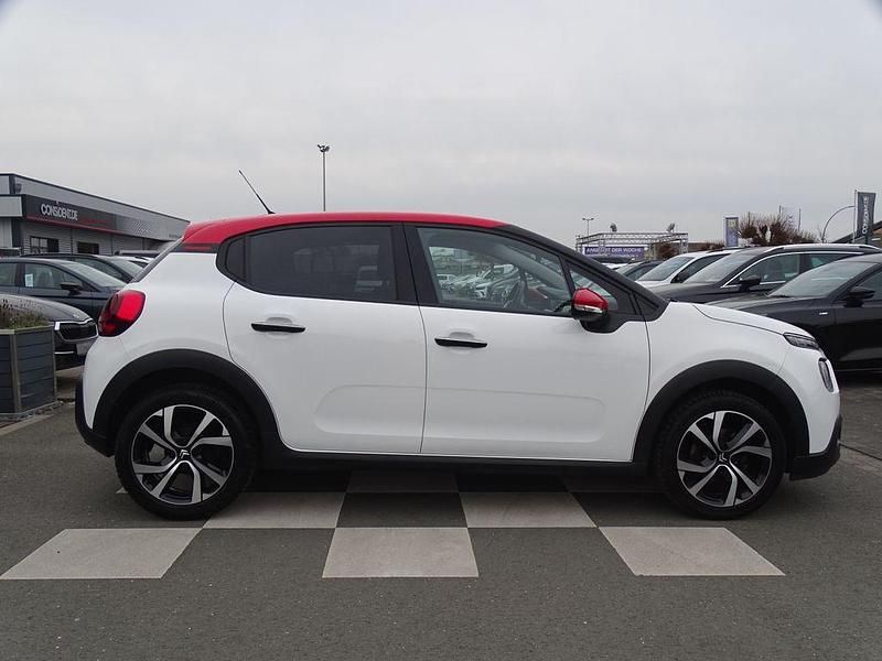 Gebraucht Citroën C3 Shine 82 PS (60 kW) 2023 Weiß lack weiss banquise/deckende lackie Kleinwagen