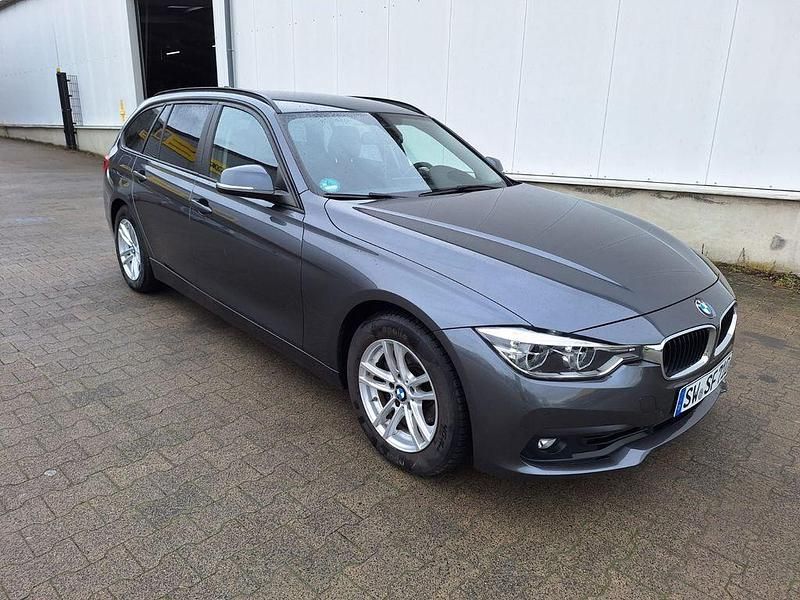 Gebraucht BMW 320 184 PS (135 kW) 2016 Grau Kombi