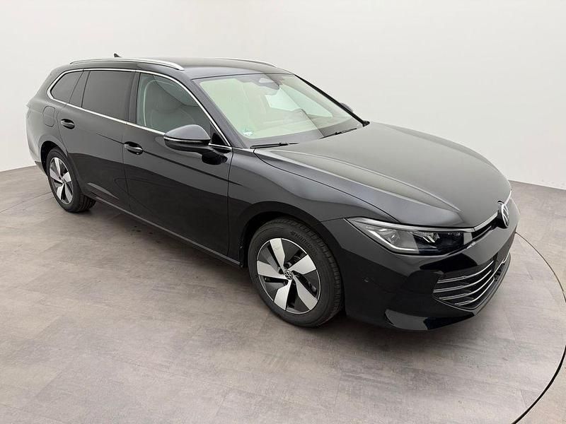 Gebraucht VW Passat 204 PS (150 kW) 2024 Schwarz Kombi