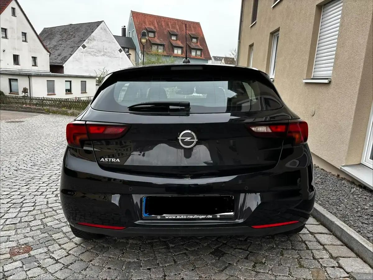 Gebraucht Opel Astra 145 PS (106 kW) 2020 Schwarz Limousine