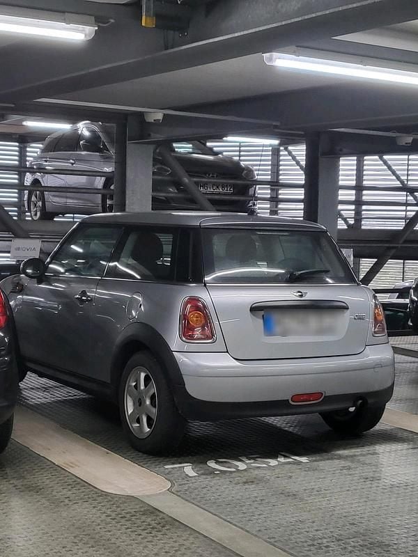 Silber Gebraucht 2009 Mini ONE Kleinwagen | 4.200 € (Fairer Preis) - Bild 1/3