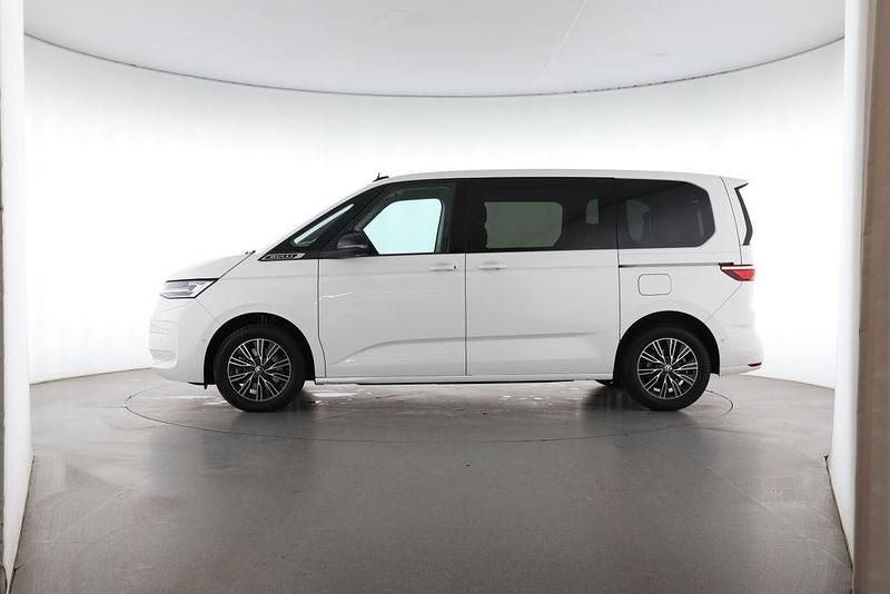 Gebraucht VW Multivan Life 204 PS (150 kW) 2025 Weiß Van