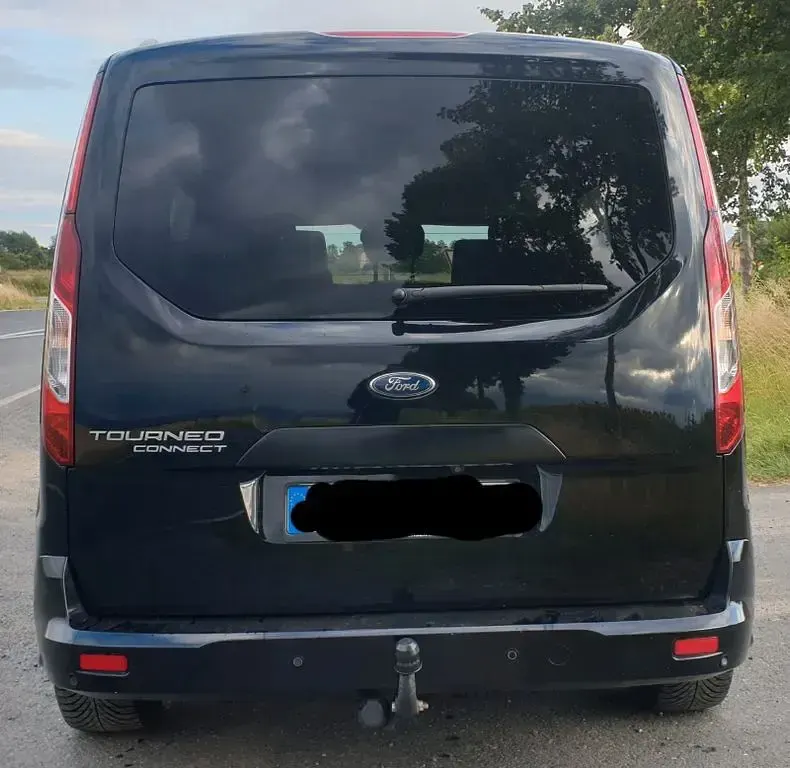 Gebraucht Ford Tourneo Connect Titanium 120 PS (88 kW) 2018 Schwarz Van / Kleinbus