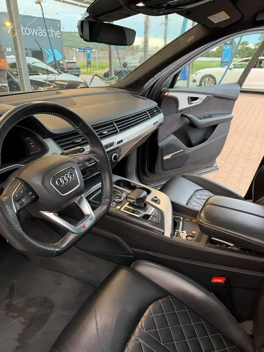 Gebraucht Audi Q7 Ambiente 286 PS (210 kW) 2019 Silber SUV
