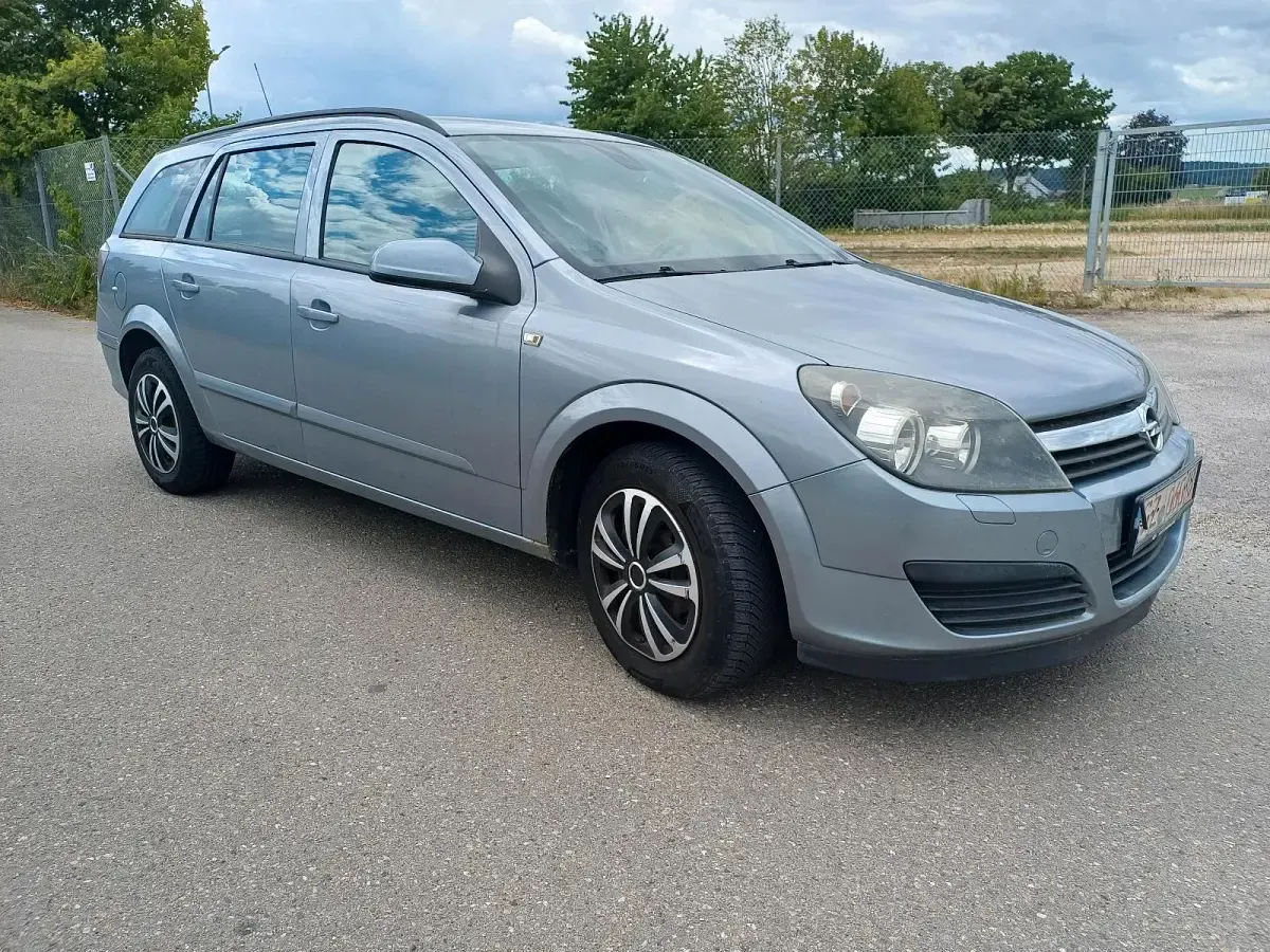 Gebraucht Opel Astra 90 PS (66 kW) 2007 Grau Kombi