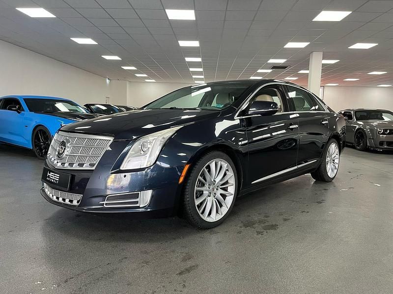 Gebraucht Cadillac CTS 305 PS (224 kW) 2014 Blau Limousine