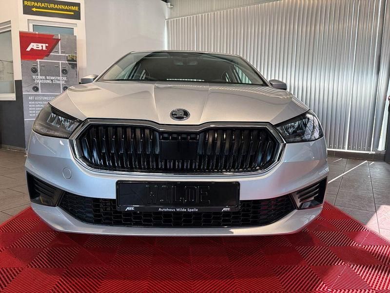 Gebraucht Skoda Fabia 80 PS (58 kW) 2023 Silber Kleinwagen