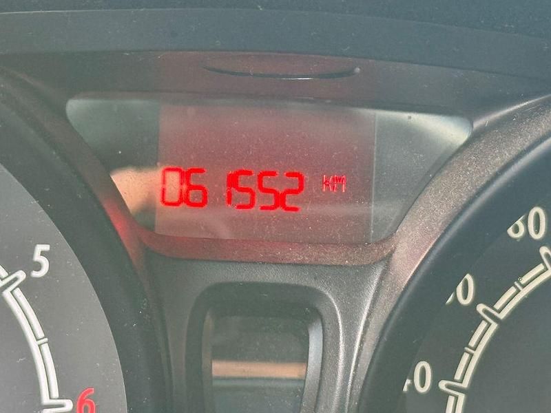 Gebraucht Ford Fiesta Trend 60 PS (44 kW) 2012 Grau Kleinwagen