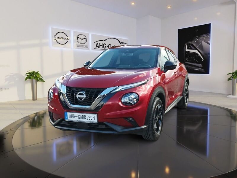 Fuji sunset red Gebraucht 2023 Nissan Juke N-Connecta SUV | 21.990 € (Fairer Preis) - Bild 1/4