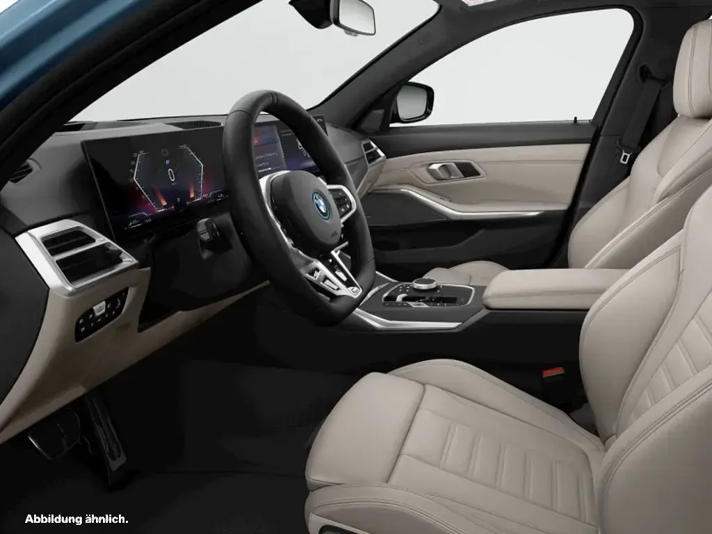 Gebraucht BMW 330e M Sport 292 PS (214 kW) 2025 Blau Kombi