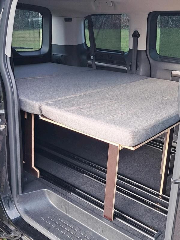 Gebraucht Citroën Spacetourer Feel 177 PS (130 kW) 2019 Schwarz Van / Kleinbus