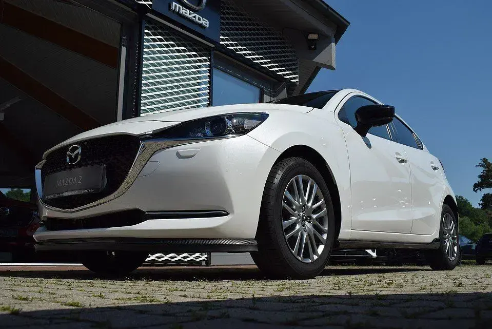 Gebraucht Mazda 2 Kizoku 90 PS (66 kW) 2020 Weiß Limousine