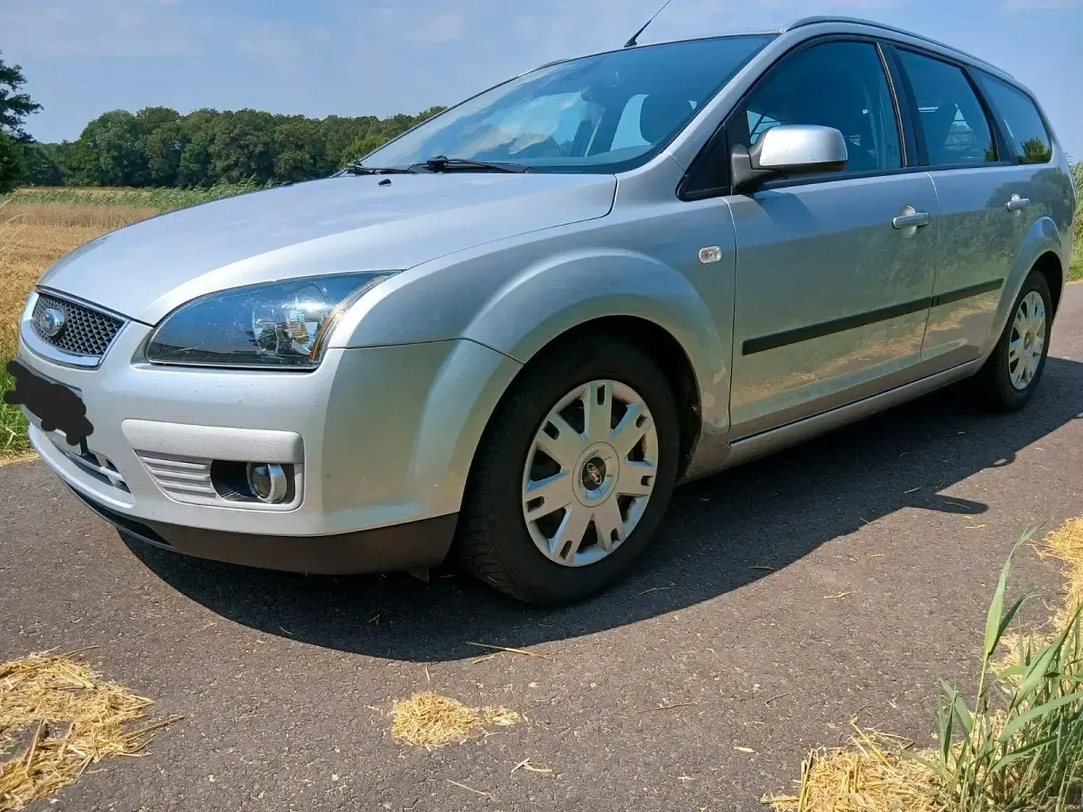 Gebraucht Ford Focus Sport 116 PS (85 kW) 2006 Silber Kombi