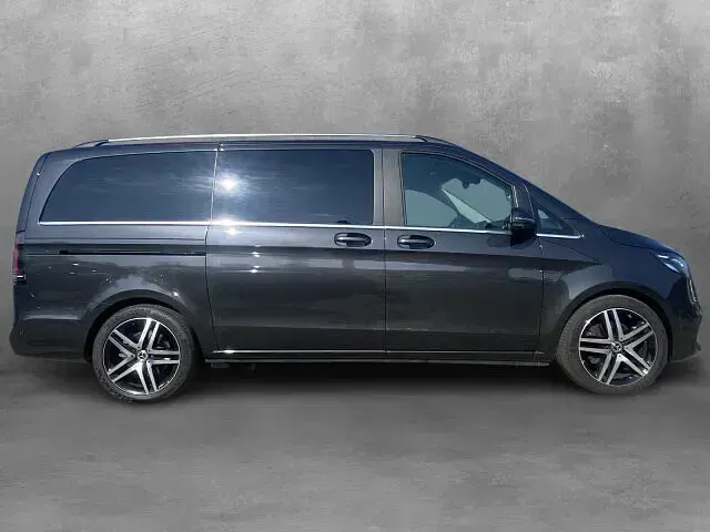 Gebraucht Mercedes V250 Avantgarde 190 PS (139 kW) 2025 Graphitgrau metallic Van / Kleinbus