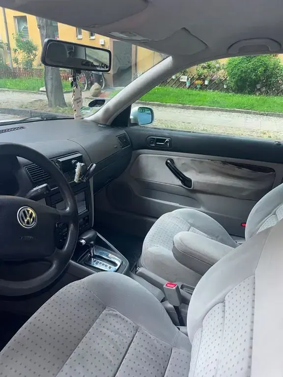 Gebraucht VW Golf III Basis 101 PS (74 kW) 1998 Silber Limousine