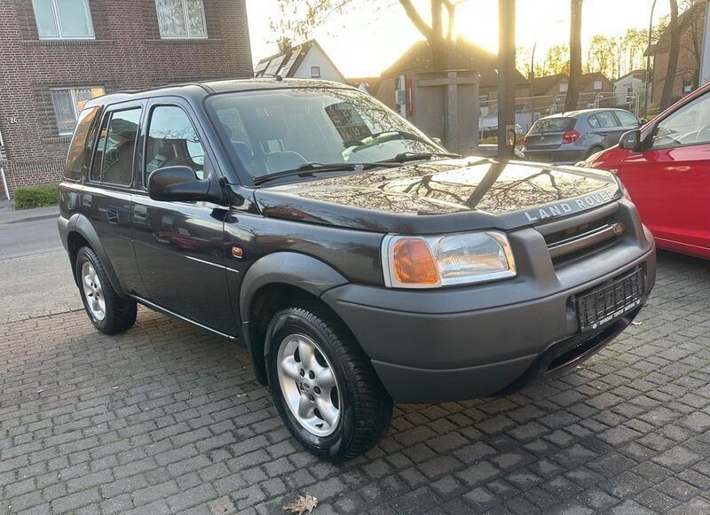 Gebraucht Land Rover Range Rover 120 PS (88 kW) 2000 Schwarz SUV