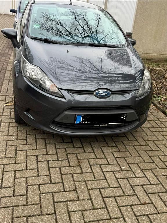 Gebraucht Ford Fiesta Trend 60 PS (44 kW) 2009 Grau Kleinwagen