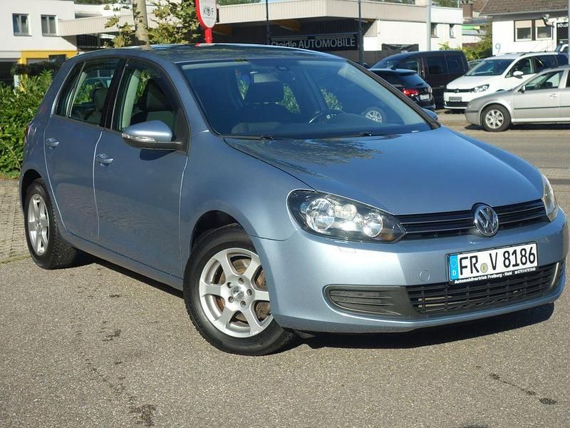 Blau Gebraucht 2009 VW Golf VI Comfortline Limousine | 4.000 € (Fairer Preis) - Bild 1/4
