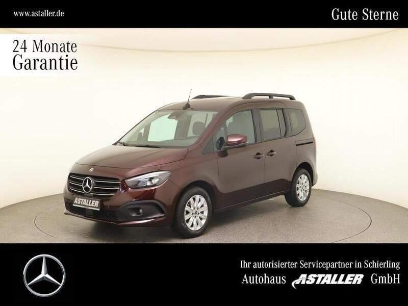 Rubellitrot Gebraucht 2024 Mercedes 180 Progressive Limousine | 31.900 € (Etwas zu teuer) - Bild 1/4