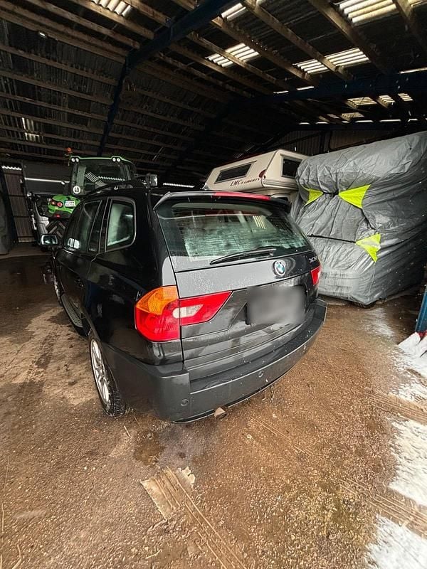 Gebraucht BMW X3 150 PS (110 kW) 2005 Schwarz SUV