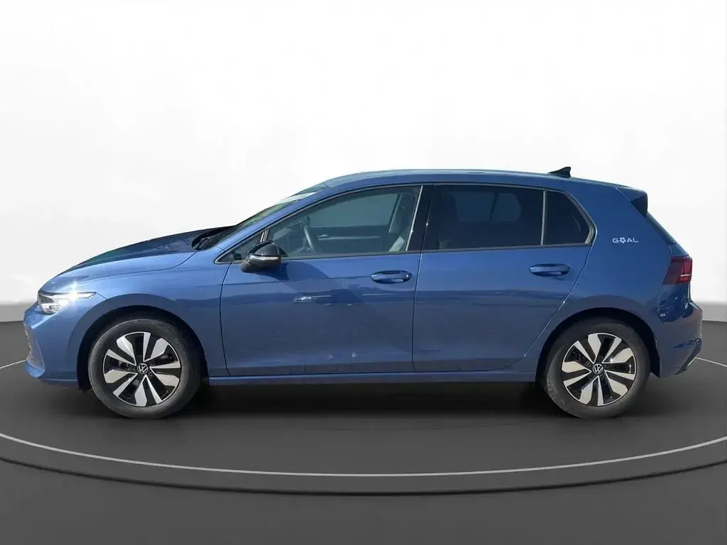 Gebraucht VW Golf VIII Goal 150 PS (110 kW) 2025 Blau Limousine