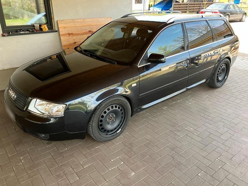 Usado Audi A6 Performance 131 HP (96 kW) 2004 Preto Carrinha