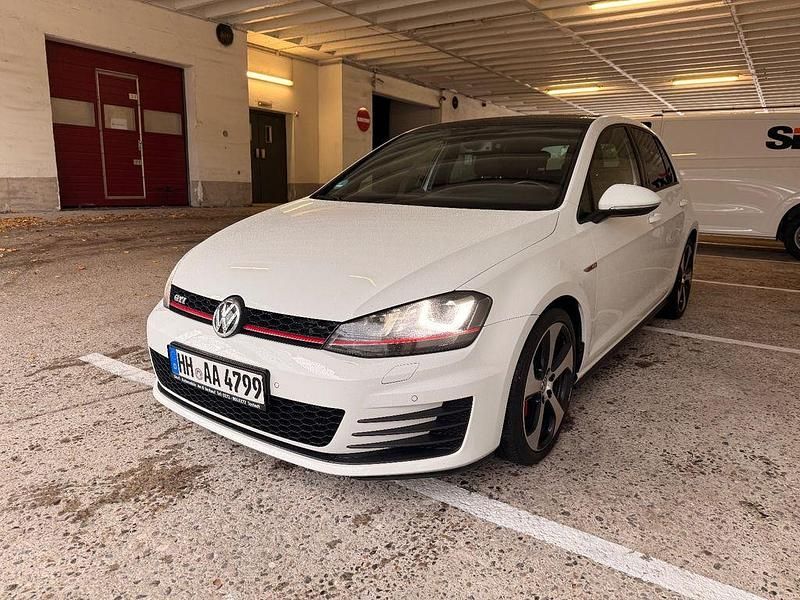 Weiß Gebraucht 2013 VW Golf VII GTI Limousine | 12.700 € (Guter Preis) - Bild 1/4