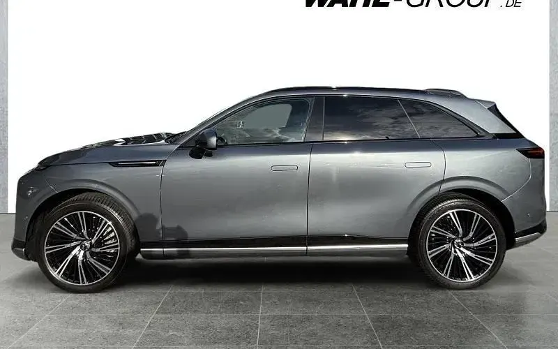 Gebraucht XPENG G9 AWD Performance 405 kW (551 PS) 2025 Grau SUV
