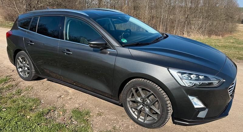 Gebraucht Ford Focus 125 PS (91 kW) 2019 Grau Kombi