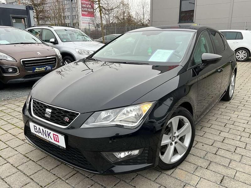Phantomschwarz/universo black Gebraucht 2014 Seat Leon Sport Kleinwagen | 10.990 € (Fairer Preis) - Bild 1/4