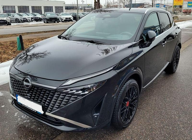 Schwarz Gebraucht 2025 Nissan Qashqai Tekna+ SUV | 33.300 € (Teuer) - Bild 1/4