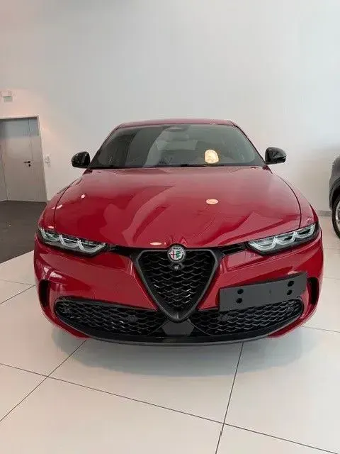 Gebraucht Alfa Romeo Tonale Veloce 160 PS (117 kW) 2022 Rot SUV