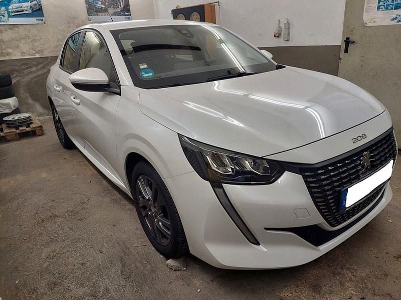 Gebraucht Peugeot 208 Active 75 PS (55 kW) 2021 Weiß Kleinwagen
