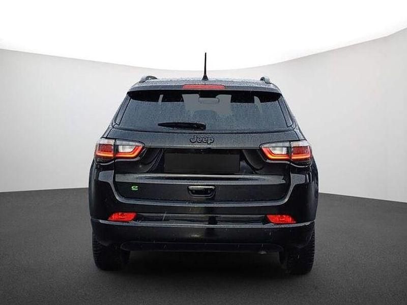 Gebraucht Jeep Compass Altitude 131 PS (96 kW) 2024 Schwarz SUV