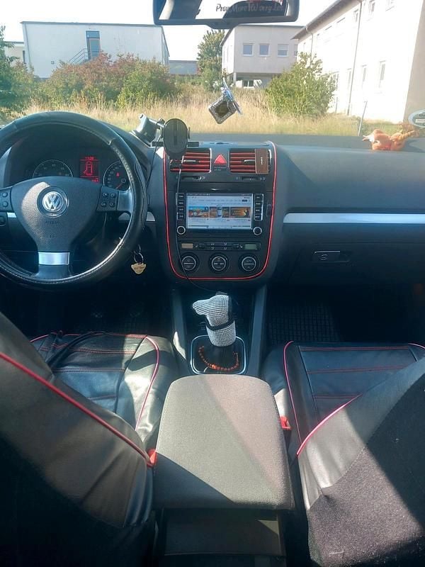Schwarz Gebraucht 2008 VW Golf V Kleinwagen | 3.700 € (Fairer Preis) - Bild 1/4