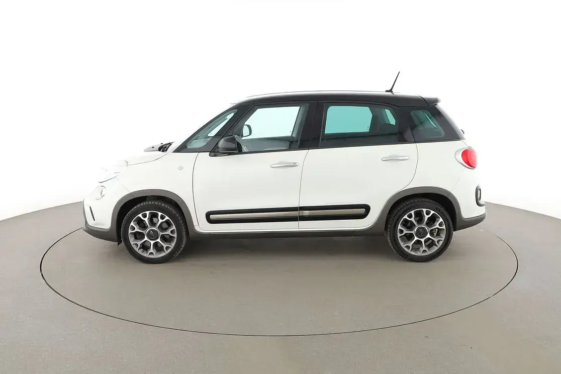 Gebraucht Fiat 500L Trekking 120 PS (88 kW) 2017 Weiß Van / Kleinbus