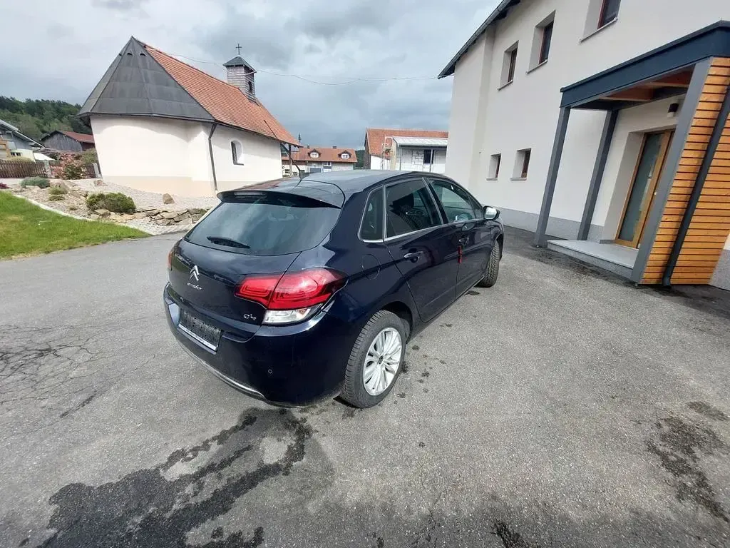 Gebraucht Citroën C4 PureTech 131 PS (96 kW) 2016 Blau Limousine
