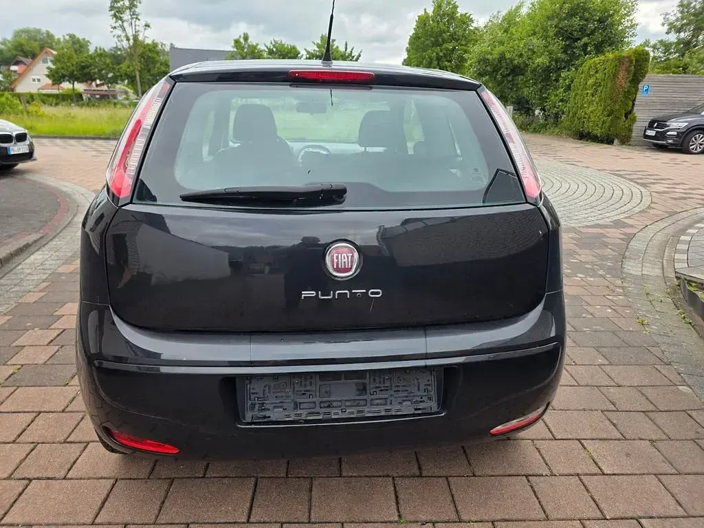 Gebraucht Fiat Punto Evo 105 PS (77 kW) 2011 Schwarz Kleinwagen