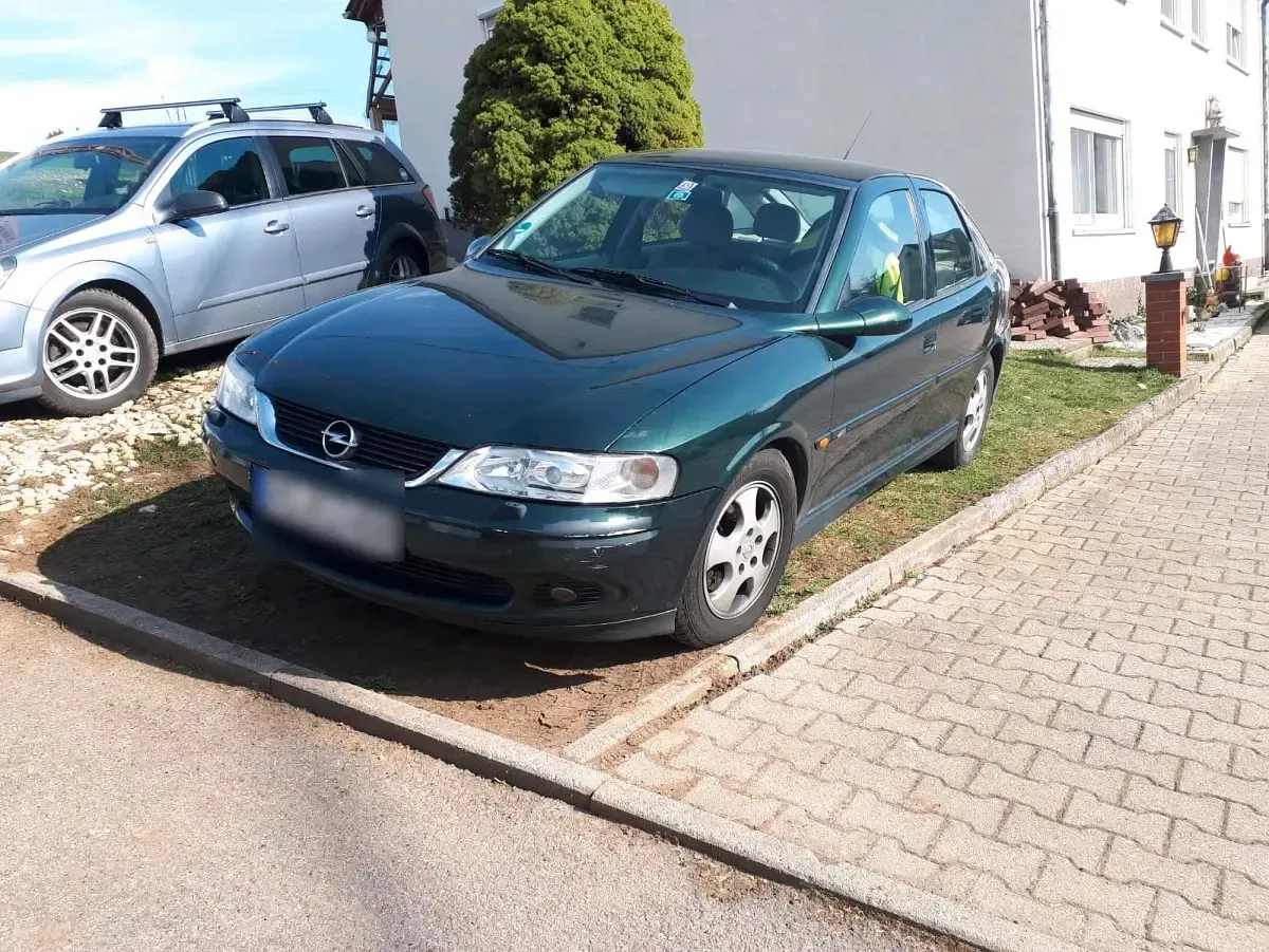 Gebraucht Opel Vectra 135 PS (99 kW) 2000 Grün Limousine