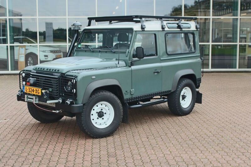 Gebraucht Land Rover Defender 122 PS (89 kW) 2007 Grün SUV