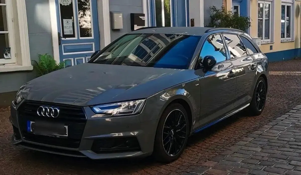 Używany Audi A4 Ambiente 190 KM (139 kW) 2016 Szary Kombi