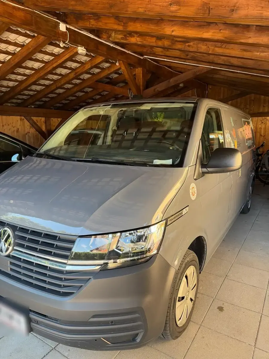 Gebraucht VW T6.1 150 PS (110 kW) 2021 Grau Van