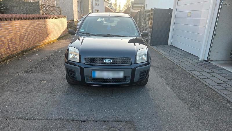 Gebraucht Ford Fusion 80 PS (58 kW) 2007 Blau Kleinwagen