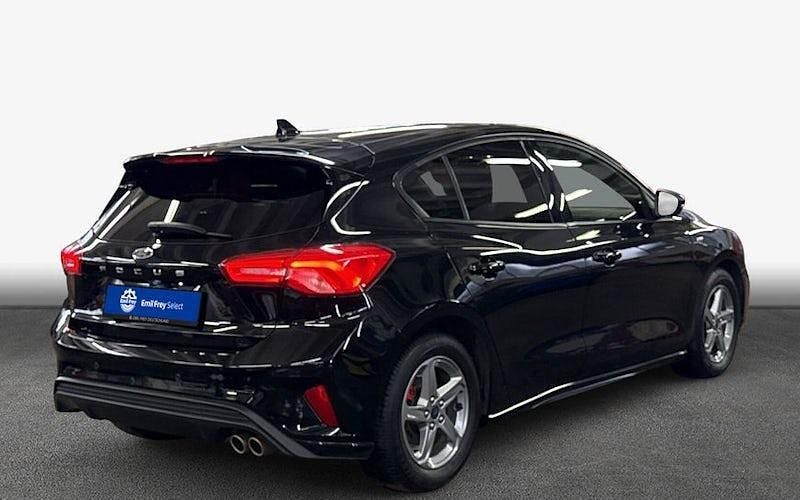 Gebraucht Ford Focus ST-Line X 182 PS (133 kW) 2022 Schwarz Limousine
