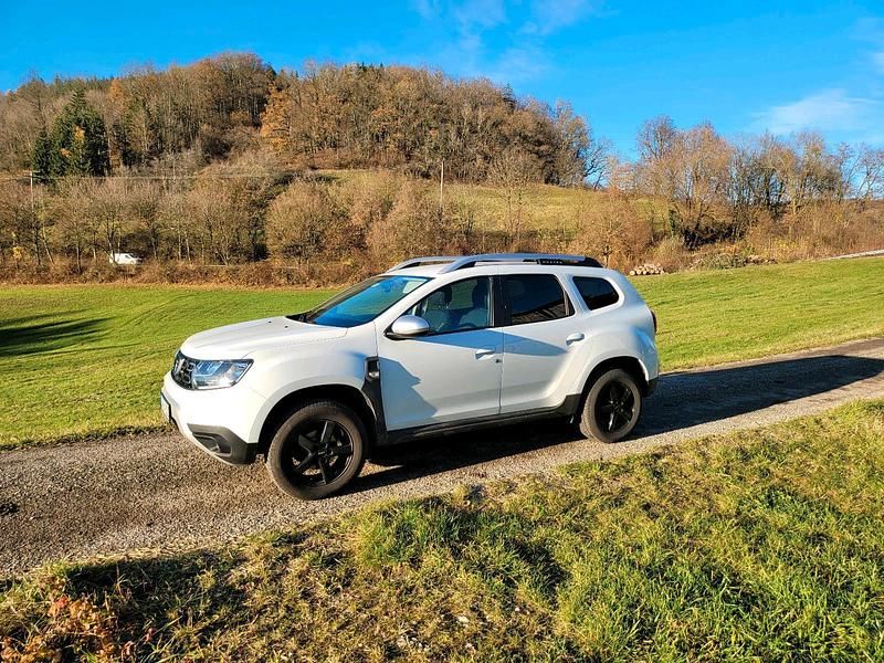 Weiß Gebraucht 2019 Dacia Duster SUV | 11.000 € - Bild 1/4