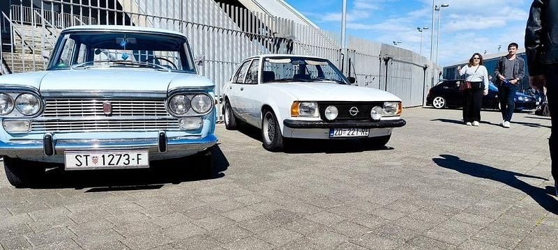 Gebraucht Opel Ascona 60 PS (44 kW) 1976 Weiß Limousine
